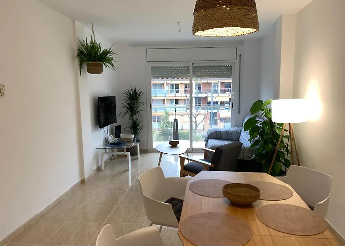 Acogedor Apartamento Con Piscina En Vilafortuny, Cambrils